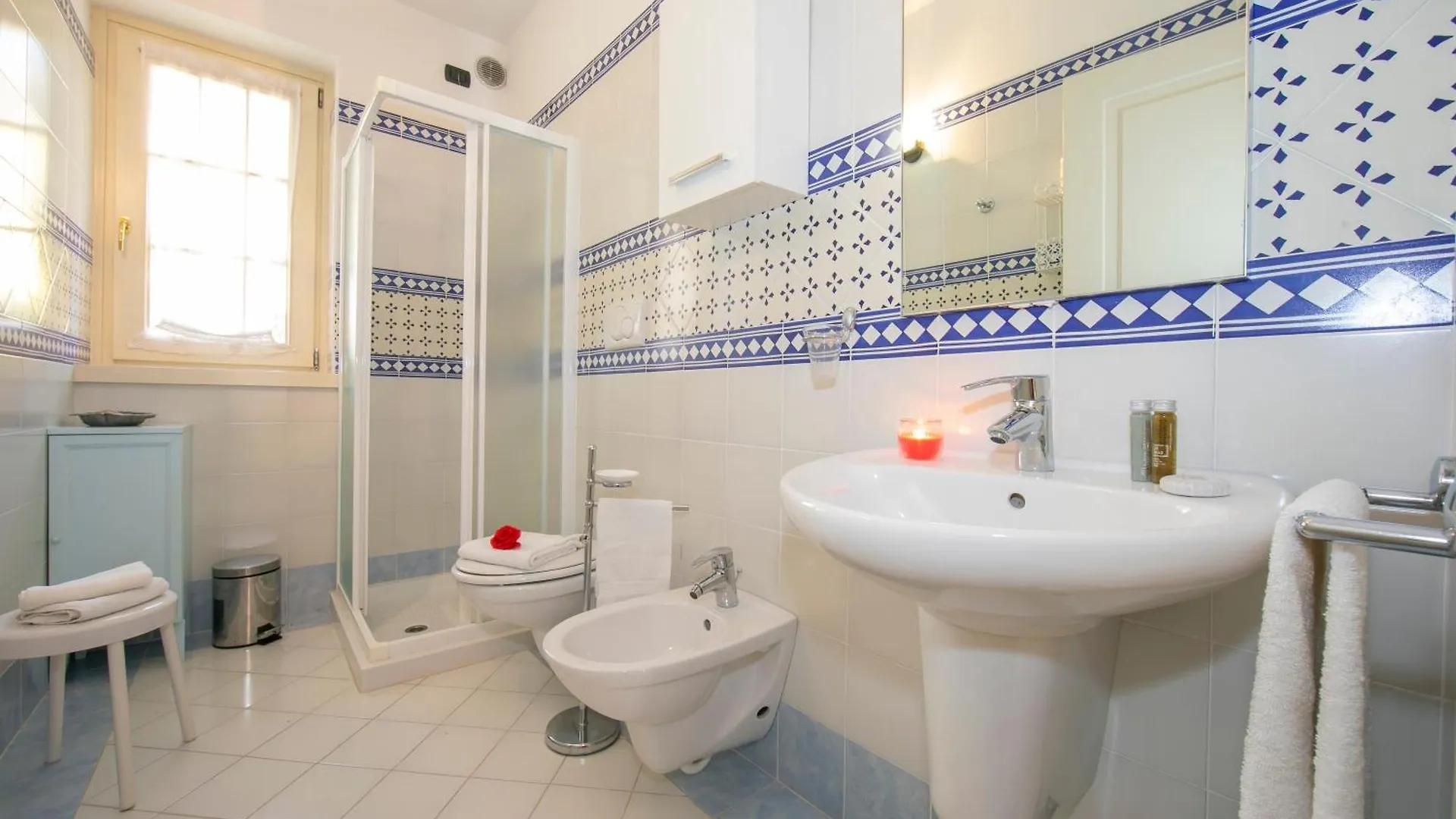 Appartement Casa Emma With Pool - Happy Rentals Sirmione